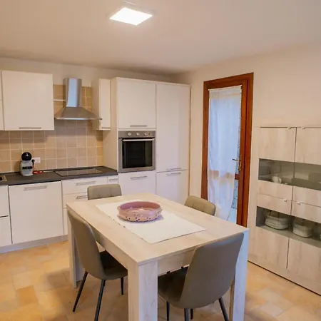 Cann'e Sisa Luxury Perla Marina B アパート *